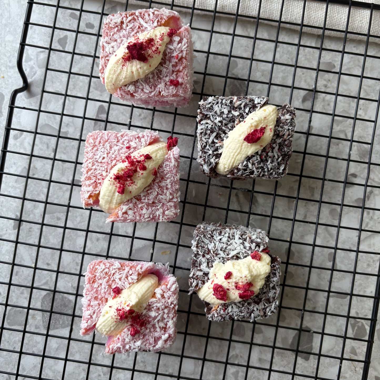 Mini Lamingtons