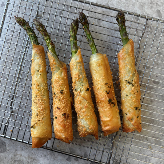Asparagus wrapped filo